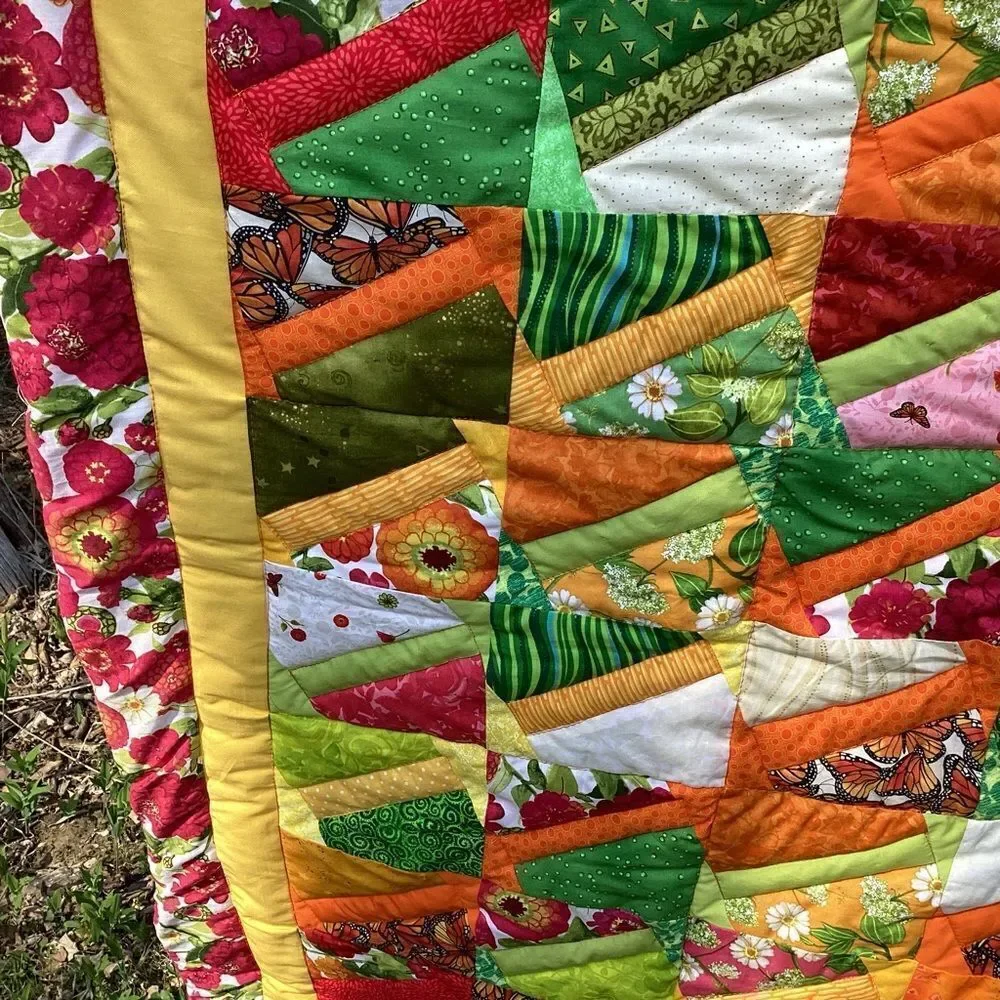 NWT. Hand Crafted “Welcome Spring & Summer” Brights Quilt with Zinnia Borders